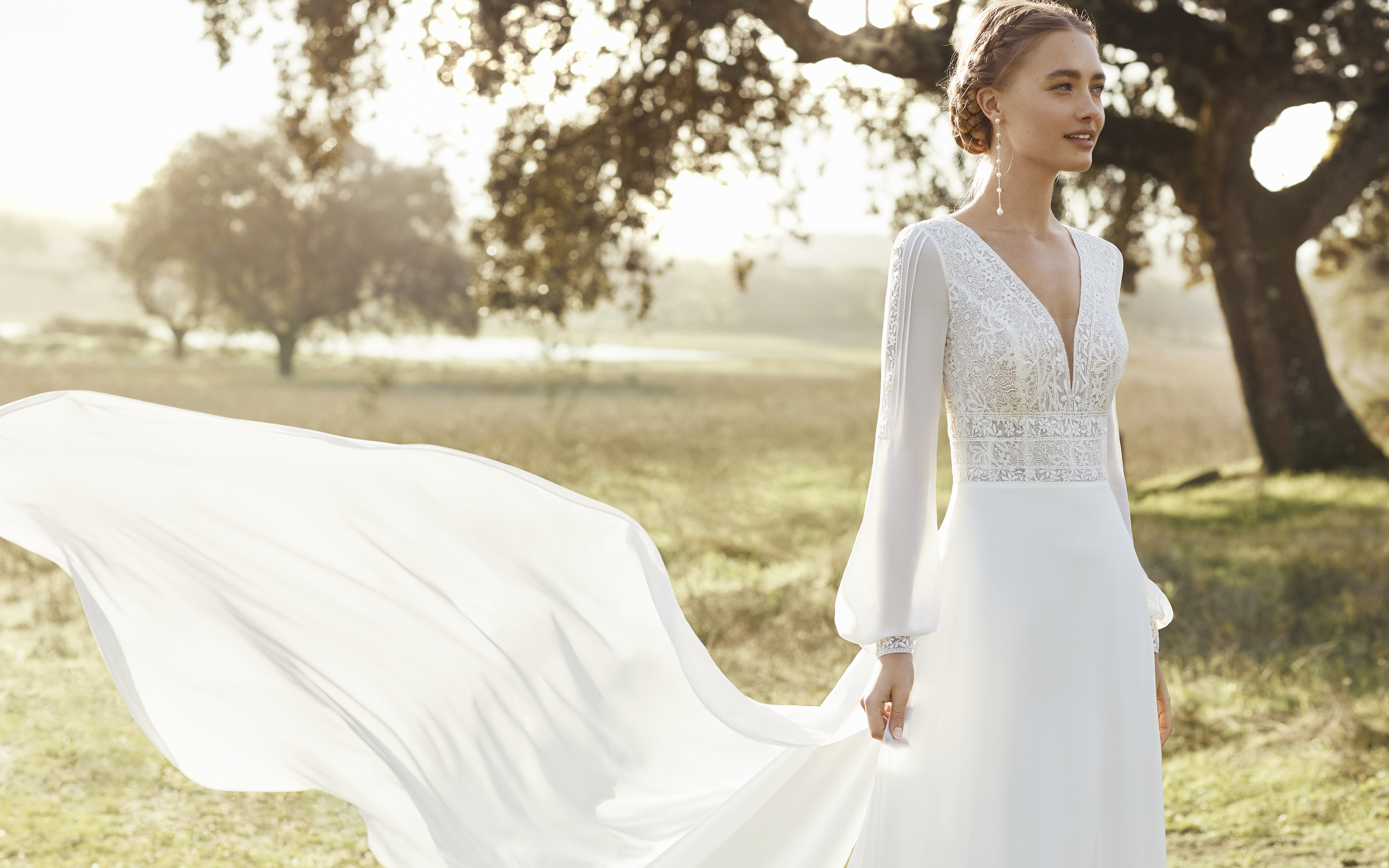 2021 Bridal gowns Rosa Clar launches its new bridal attire